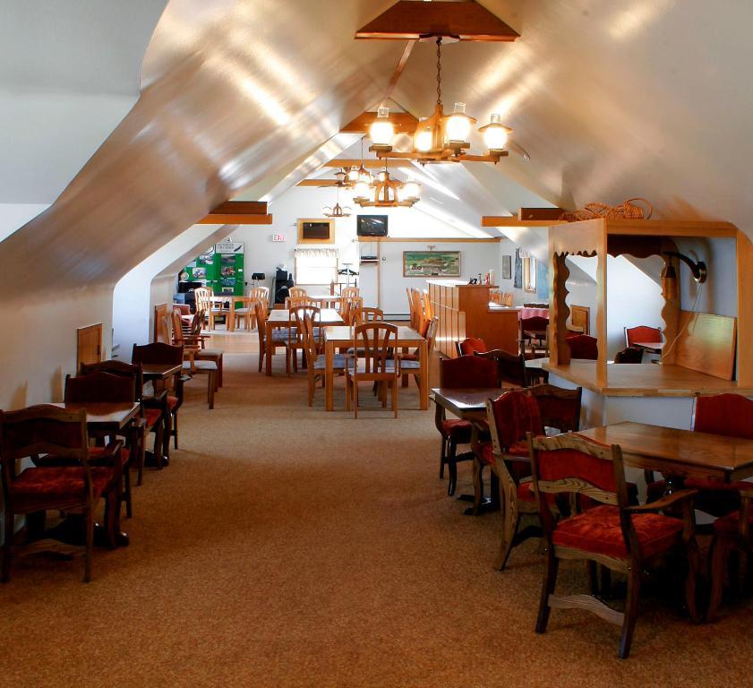 Laurie'S Inn Chéticamp Zewnętrze zdjęcie