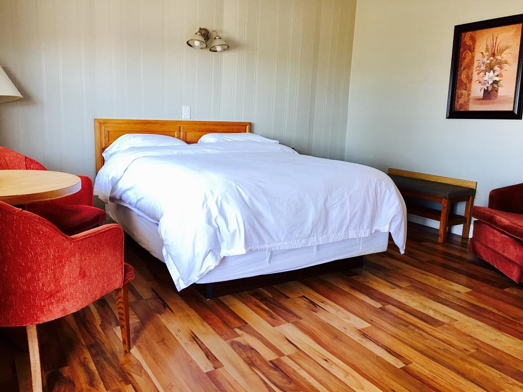 Laurie'S Inn Chéticamp Zewnętrze zdjęcie